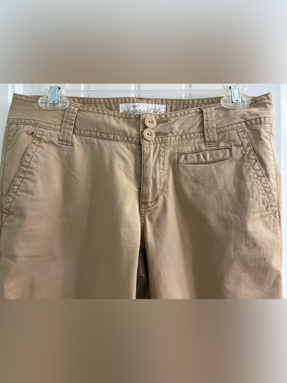 Aeropostale Classic Khaki Bermuda Shorts/Capri Pants Sz 5/6 Y2K - Picture 2 of 5